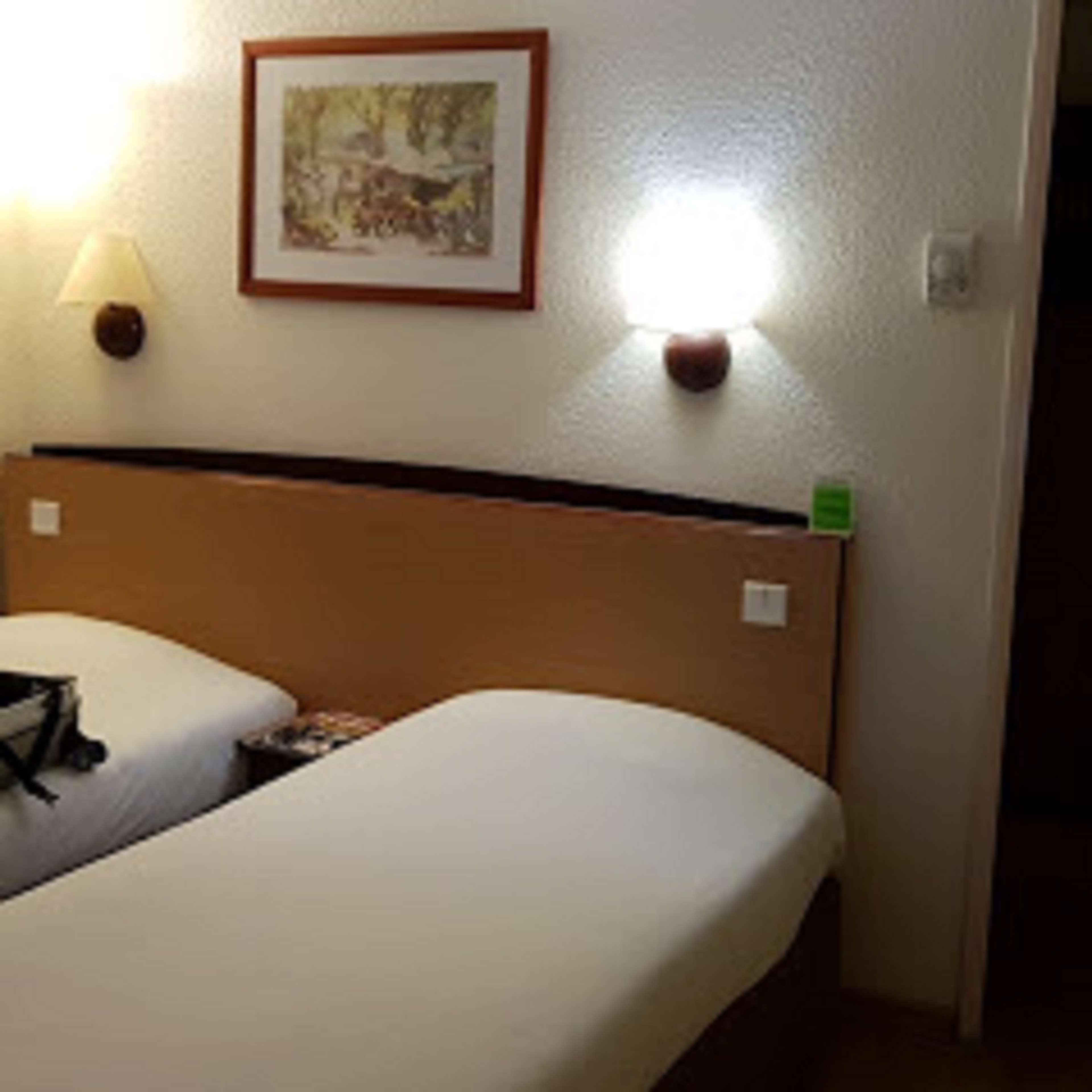 Campanile Marmande Hotel Exterior photo